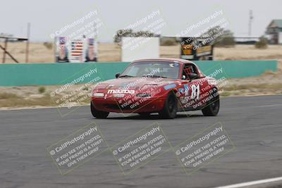 media/Jun-01-2025-CalClub SCCA (Sun) [[eae223c5dd]]/Group 5/Race (Front Straight)/